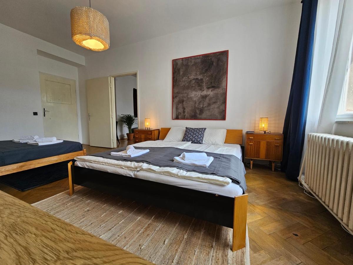 Stone Square Apartment Bratislava Ngoại thất bức ảnh