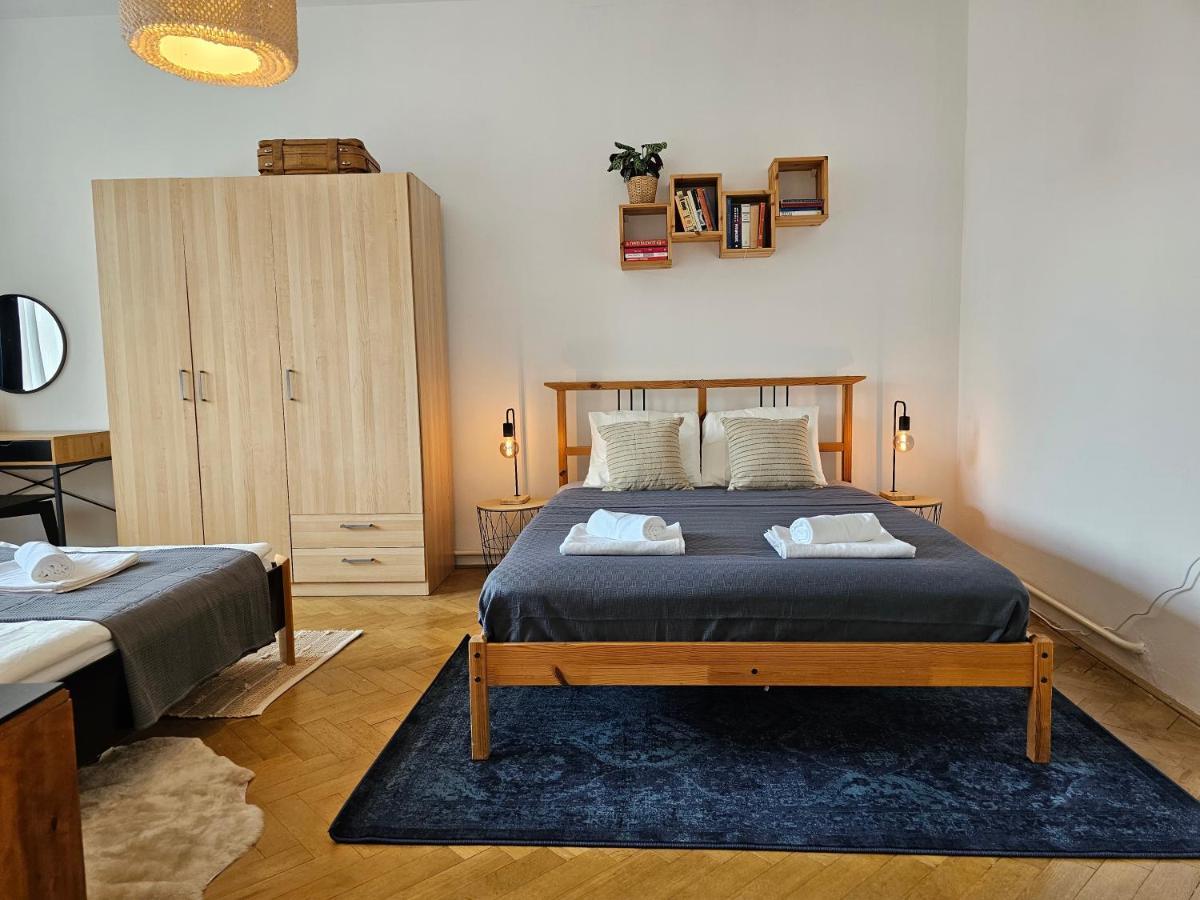 Stone Square Apartment Bratislava Ngoại thất bức ảnh