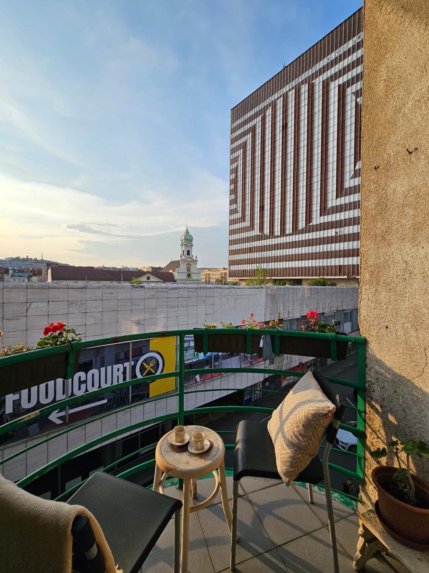 Stone Square Apartment Bratislava Ngoại thất bức ảnh